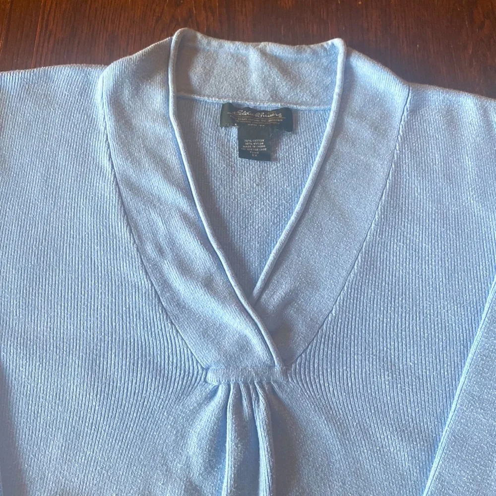Eddie Bauer, plus size 2X, pale blue, v-neck sweater - Picture 4 of 6